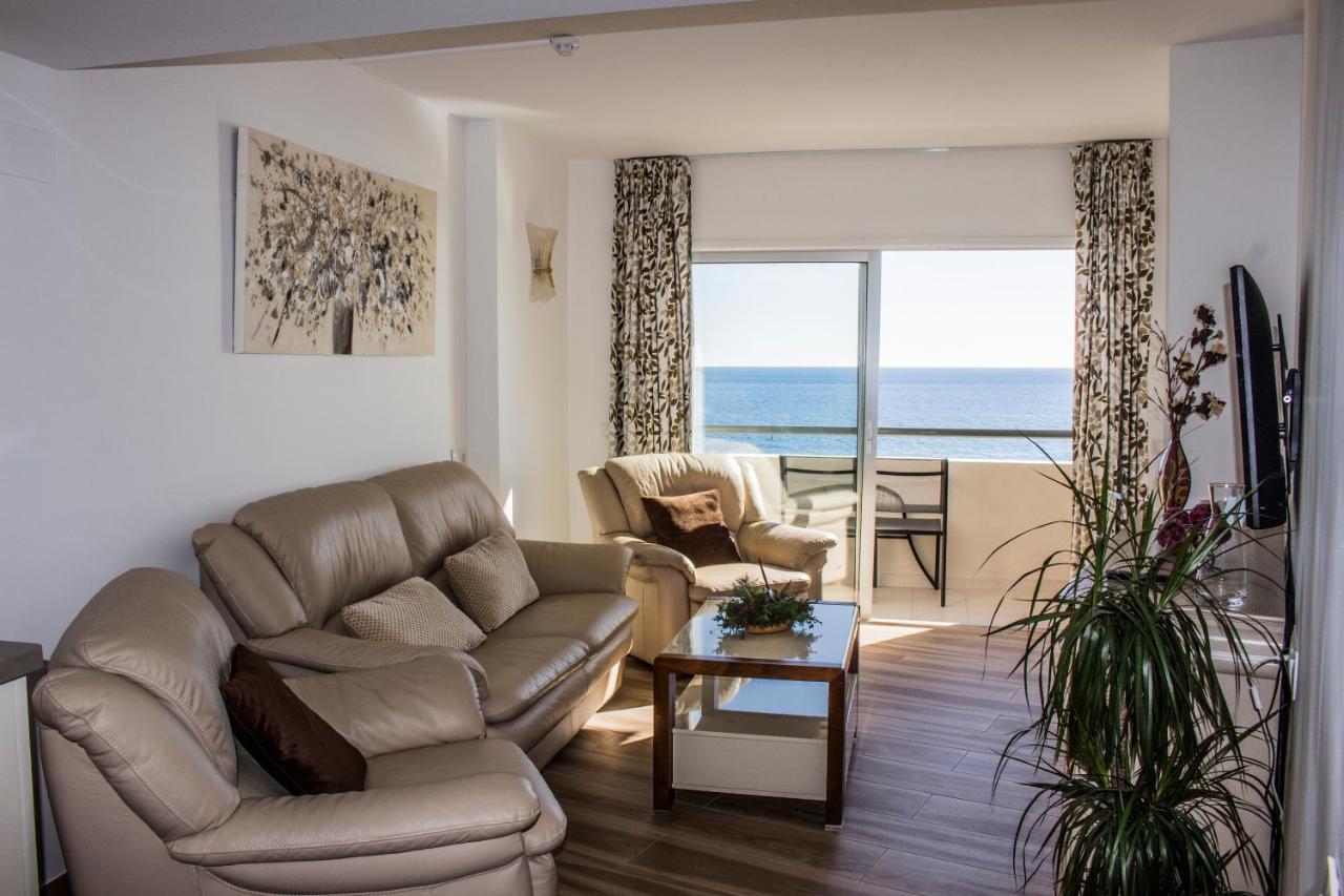 Beachfront Apartment In Fuengirola With Sea Views Экстерьер фото